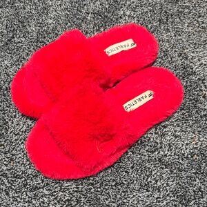Women's Fabletics Red Fuzzy Slippers